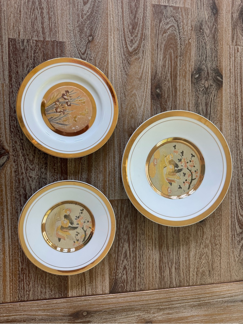 20 4K gold edge decorative plates. From Japan, like new.